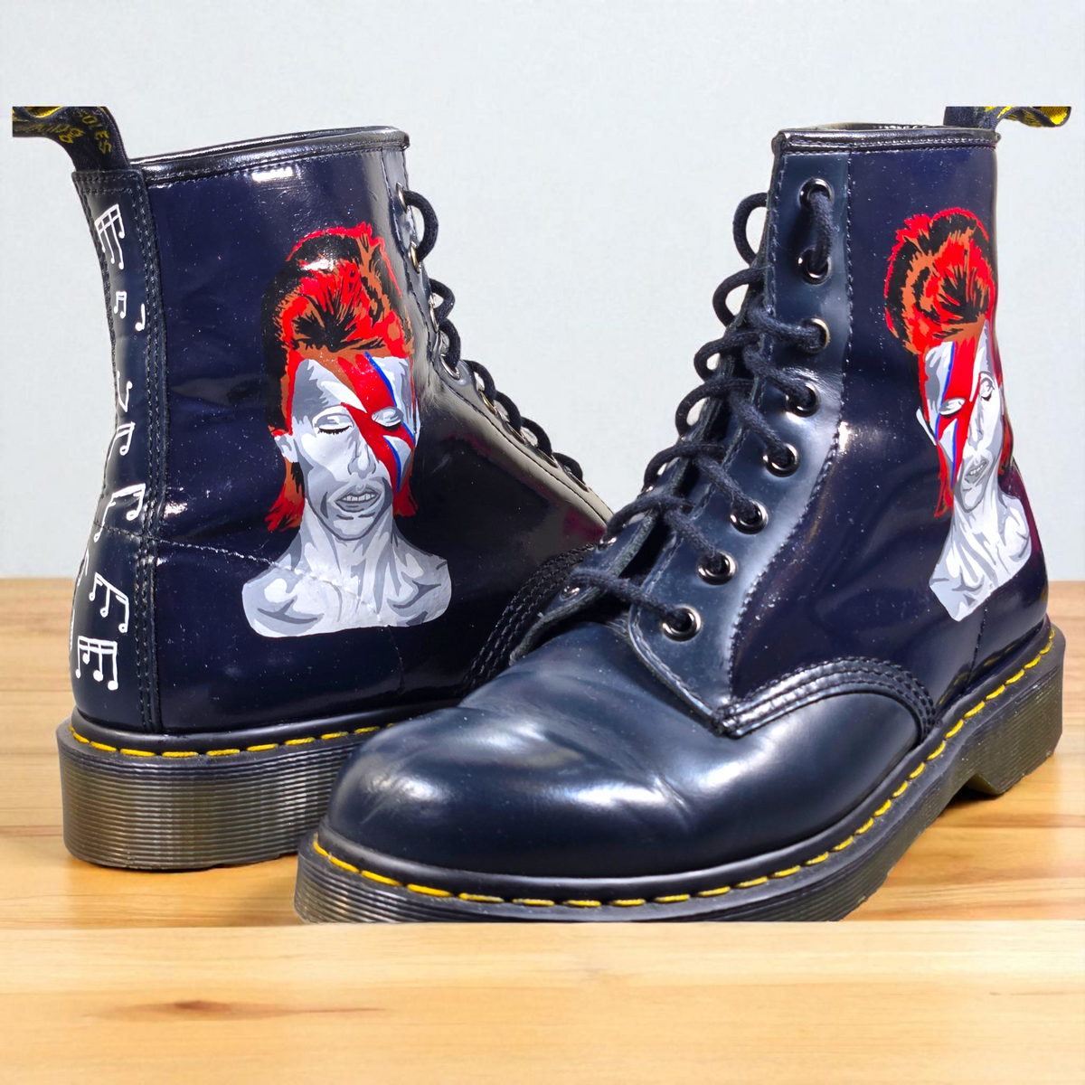 Hand-Painted David Bowie Ziggy Stardust Dr Martens – SparklesByCharlie