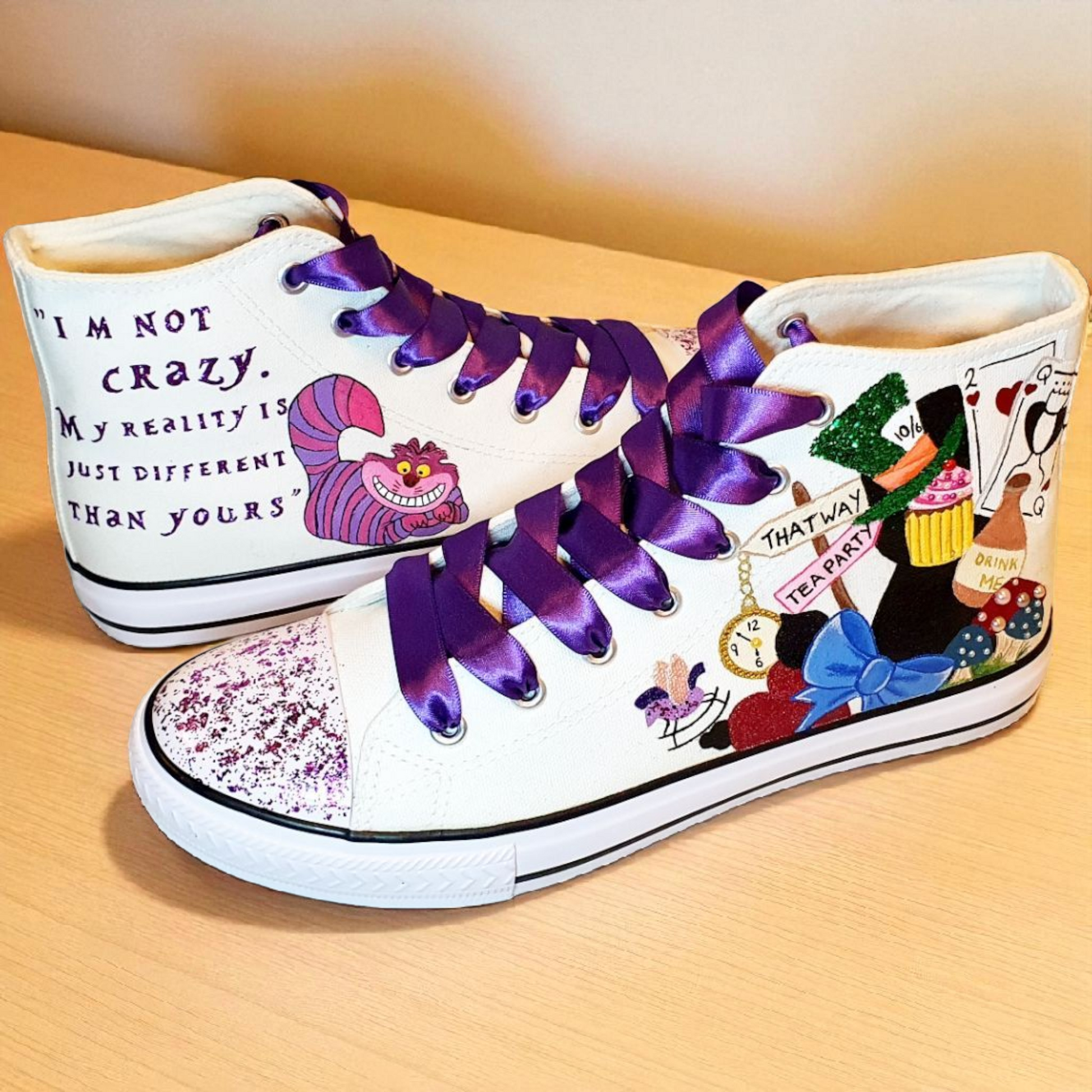 Hand-Painted Alice in Wonderland High-Top Canvas Shoes – Cheshire Cat & Mad Hatter Inspired Design